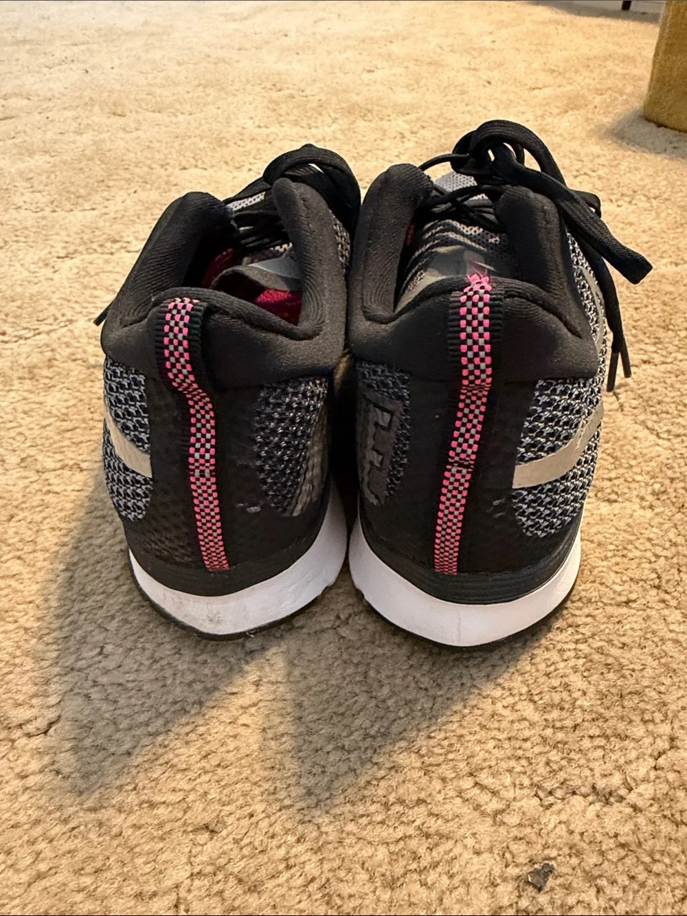 Nike Women's Gray and Pink Mesh Athletic Running Shoes